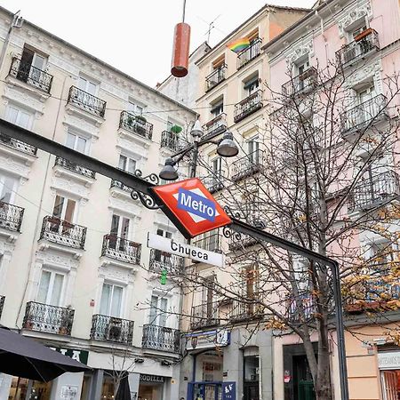 Apartamento Puente De Segovia Lägenhet Madrid Exteriör bild